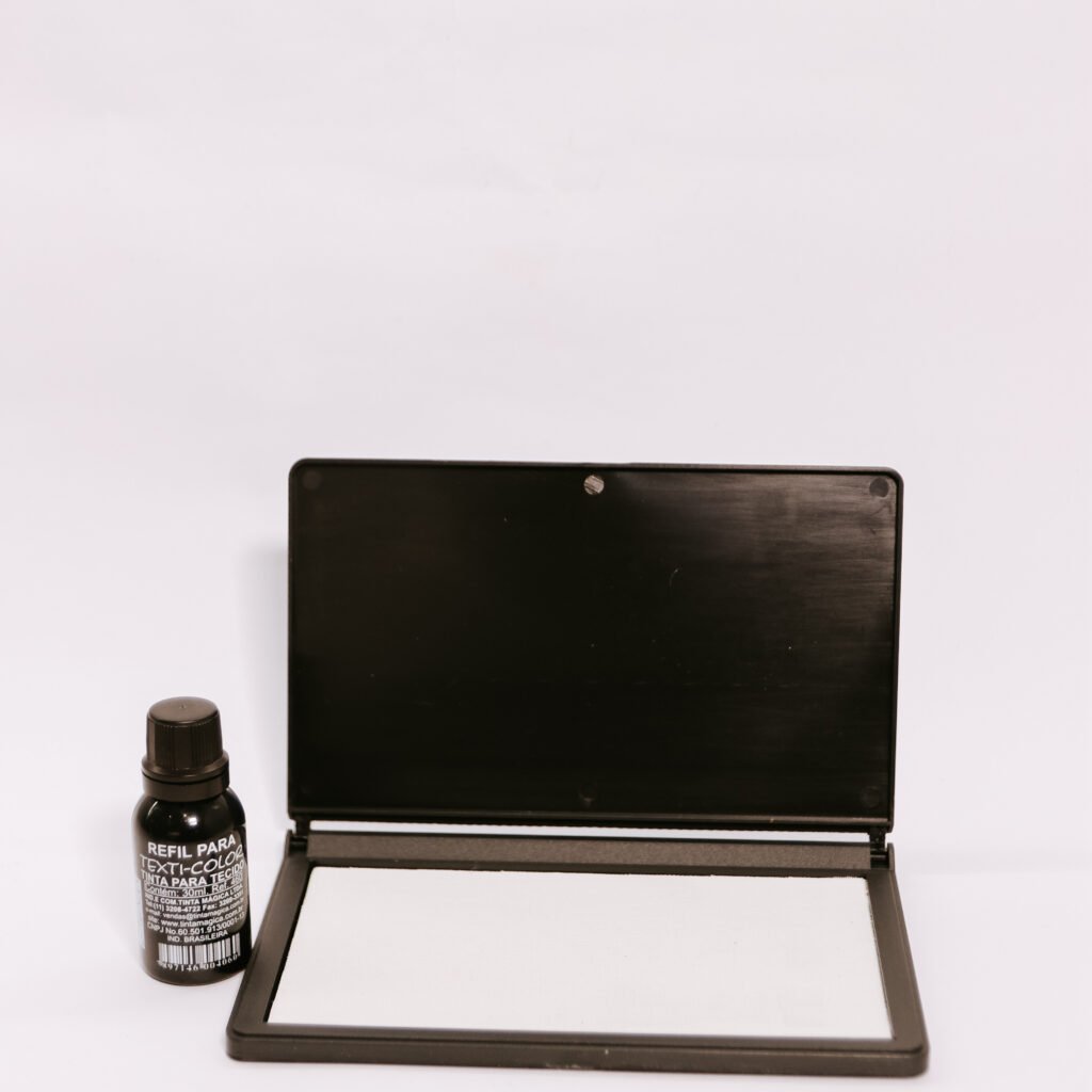 Kit - Tinta pra tecido + Almofada